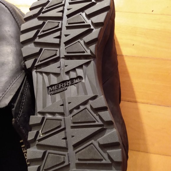 chaussure Merrell en cuir daim, homme, taille 8, jamais portée - Picture 4 of 4